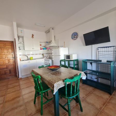 Apartamento "El Muelle" En El Centro Y Playa De Corralejo Apartment Exterior photo